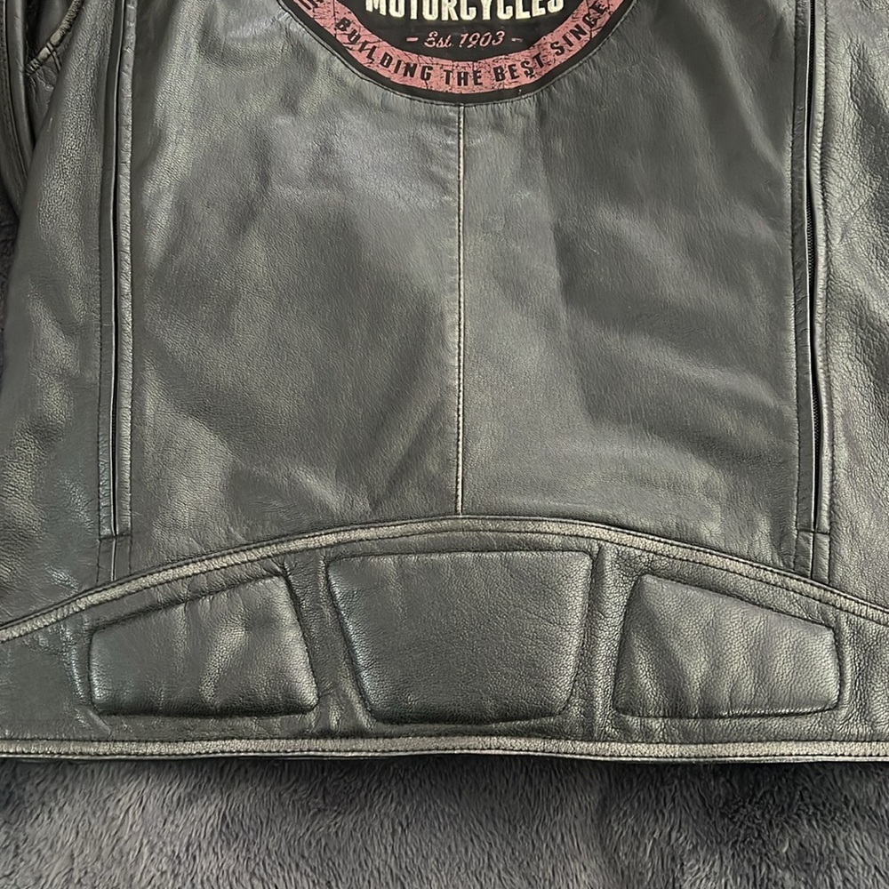 Vintage Harley Davidson leather motorcycle jacket. Men’s XL. My favorite HD coat - Picture 11 of 13